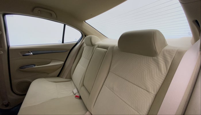 2013 Honda City 1.5L I-VTEC V MT, Petrol, Manual, 83,758 km, Right Side Rear Door Cabin