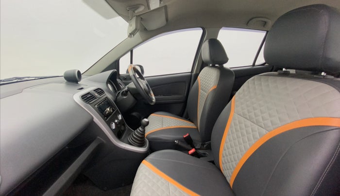 2014 Maruti Ritz VDI, Diesel, Manual, 38,170 km, Right Side Front Door Cabin