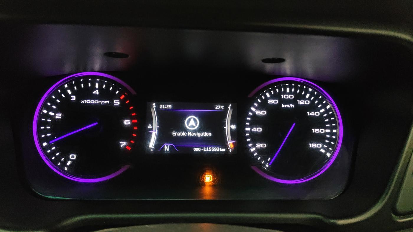 2018 Mahindra MARAZZO M8 7 STR, Diesel, Manual, 1,15,572 km, Odometer Image