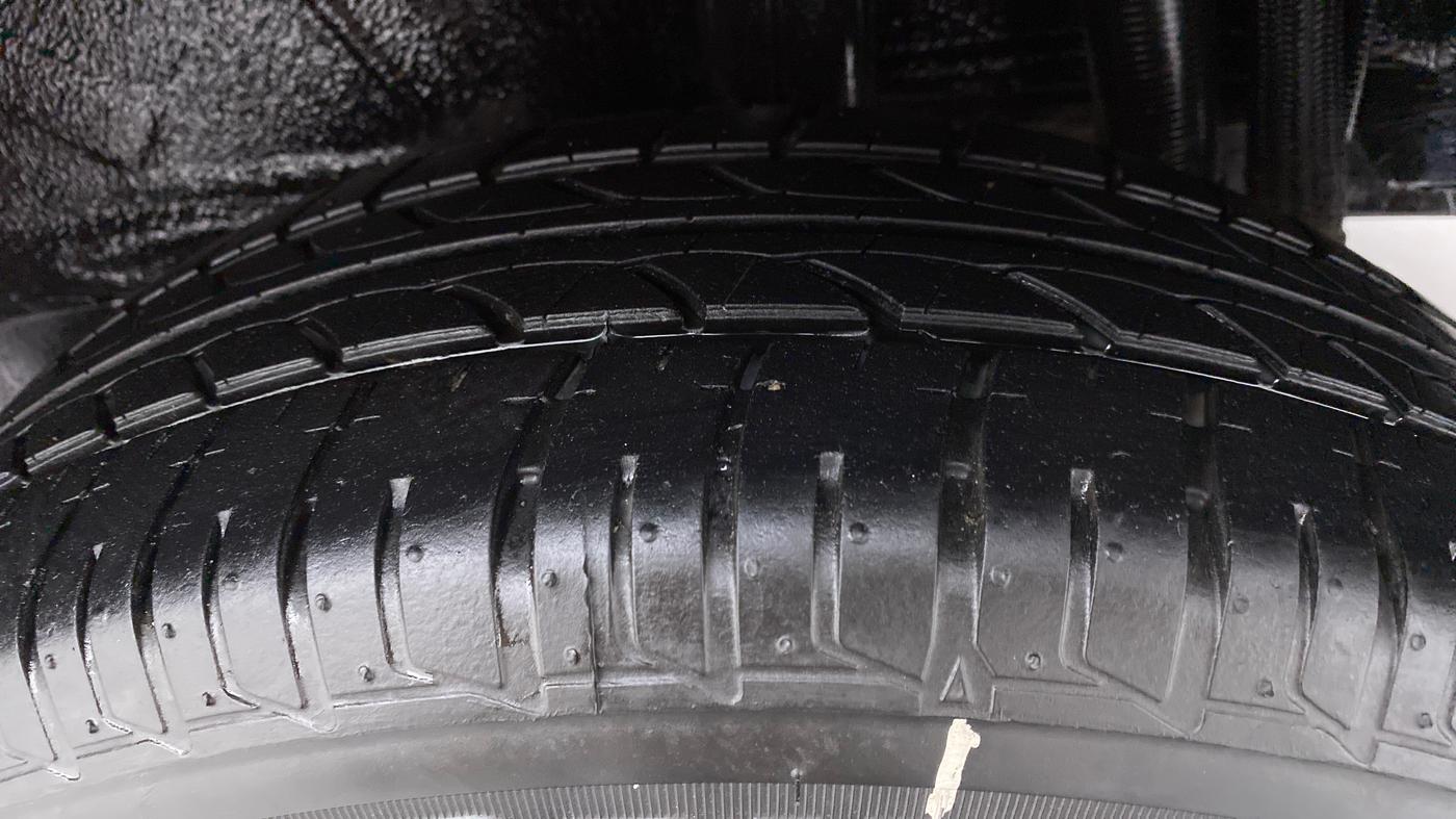 2018 Toyota YARIS VX CVT, Petrol, Automatic, 52,051 km, Left Rear Tyre Tread