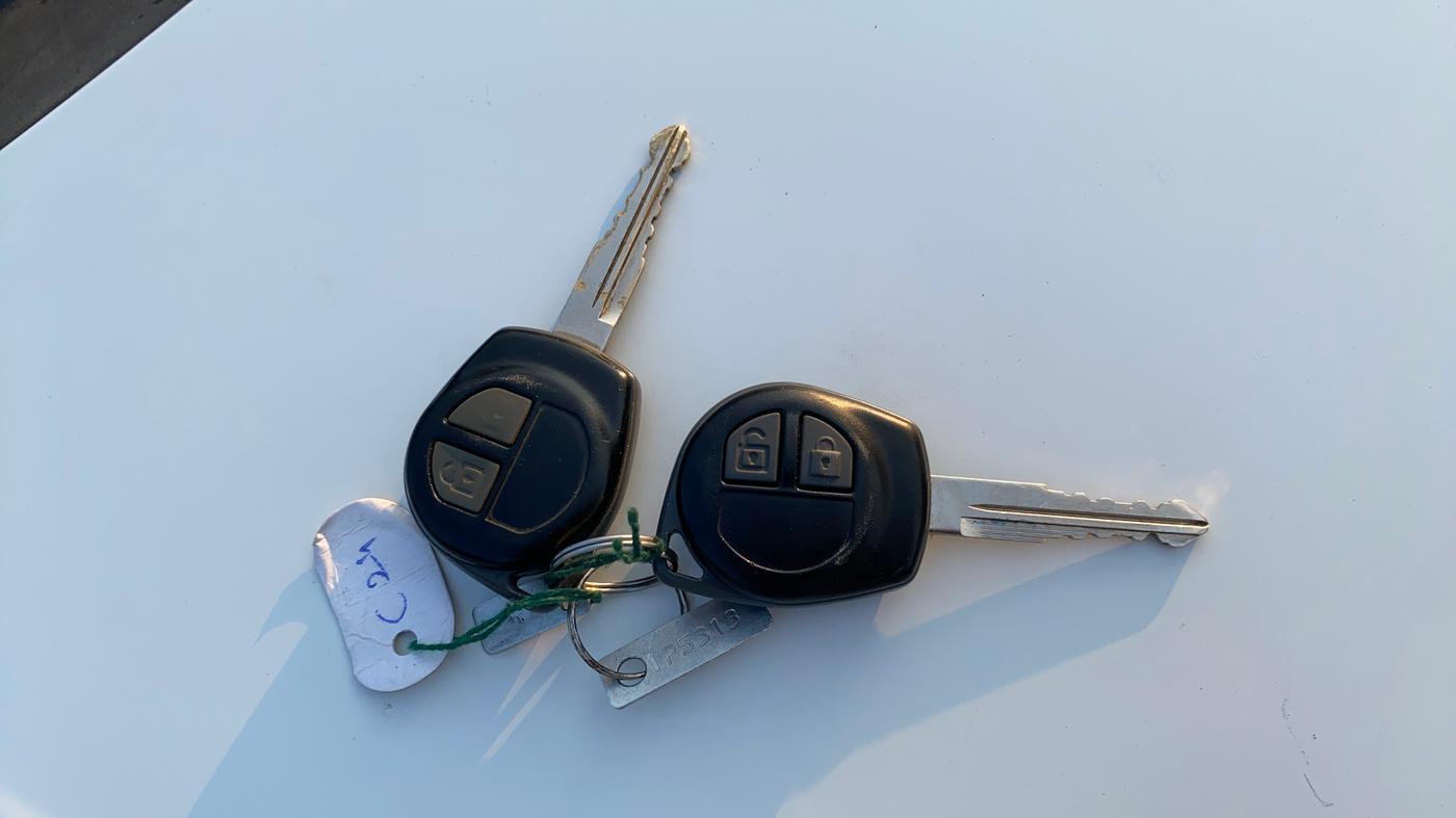 2014 Maruti Wagon R Stingray VXI, Petrol, Manual, 59,186 km, Key Close Up