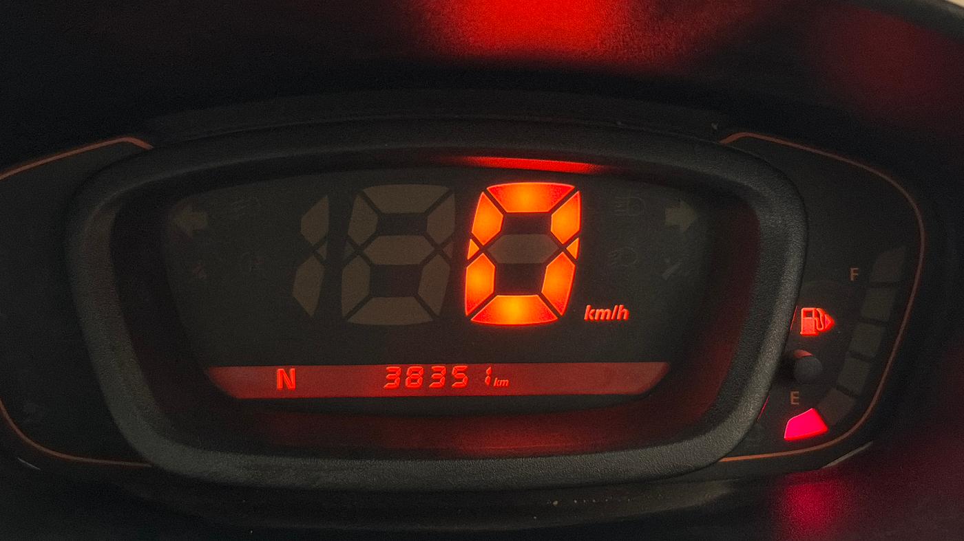 2018 Renault Kwid RXL 1.0 AMT, Petrol, Automatic, 38,346 km, Odometer Image