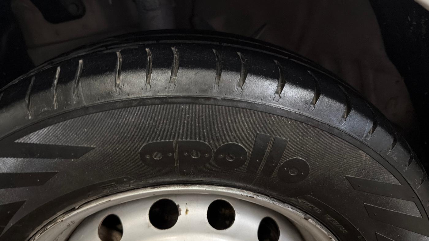 2021 Hyundai NEW SANTRO SPORTZ EXECUTIVE MT CNG, CNG, Manual, 1,12,799 km, Left Front Tyre Tread