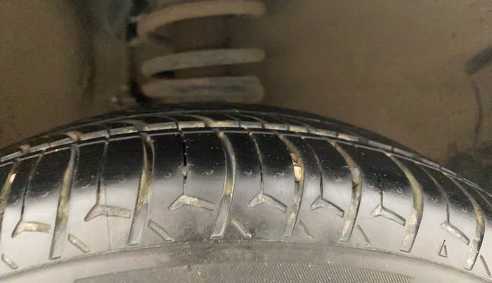 2016 Maruti Alto K10 VXI AMT, Petrol, Automatic, 38,957 km, Right Front Tyre Tread