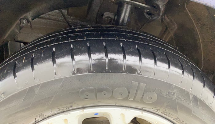 2021 Maruti Swift ZXI, Petrol, Manual, 63,314 km, Left Front Tyre Tread