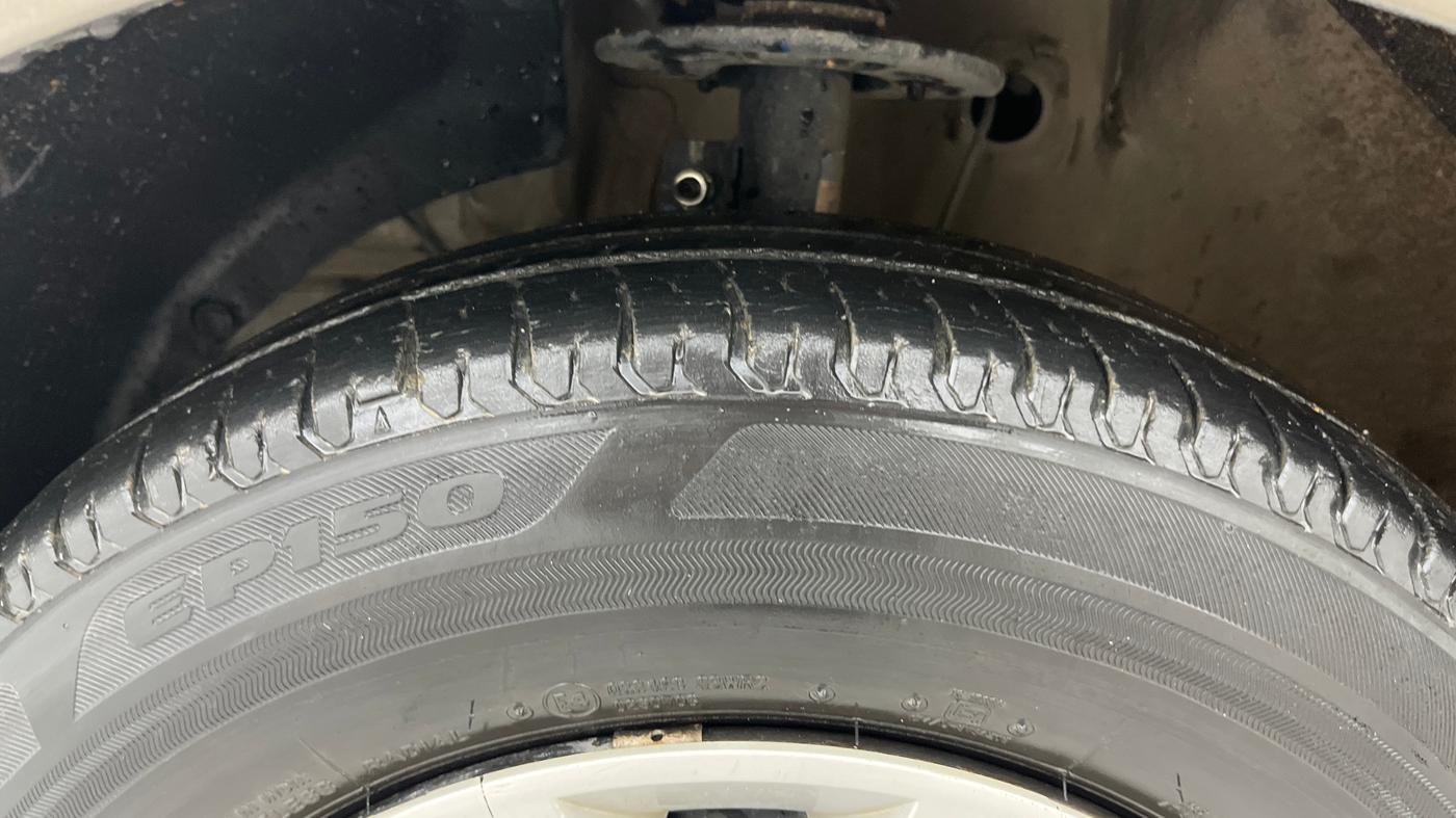 2017 Maruti Dzire VXI, Petrol, Manual, 44,922 km, Left Front Tyre Tread