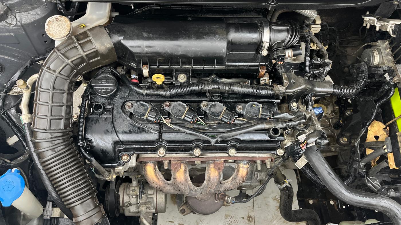 2017 Maruti Dzire VXI, Petrol, Manual, 44,922 km, Engine View