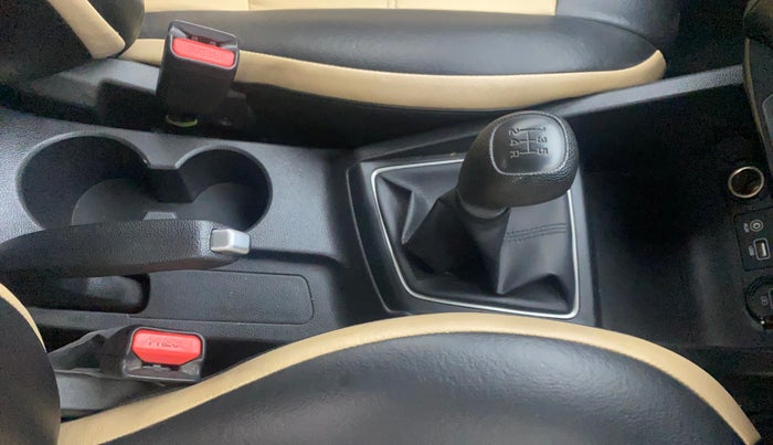 2018 Hyundai Elite i20 ASTA 1.2, Petrol, Manual, 22,042 km, Gear Lever