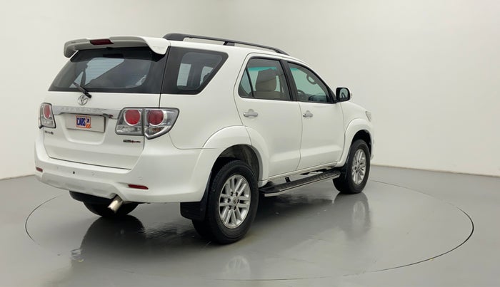 2014 Toyota Fortuner SPORTIVO 4X2 MT, Diesel, Manual, Right Back Diagonal