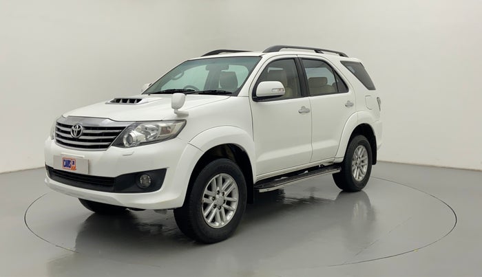 2014 Toyota Fortuner SPORTIVO 4X2 MT, Diesel, Manual, Left Front Diagonal