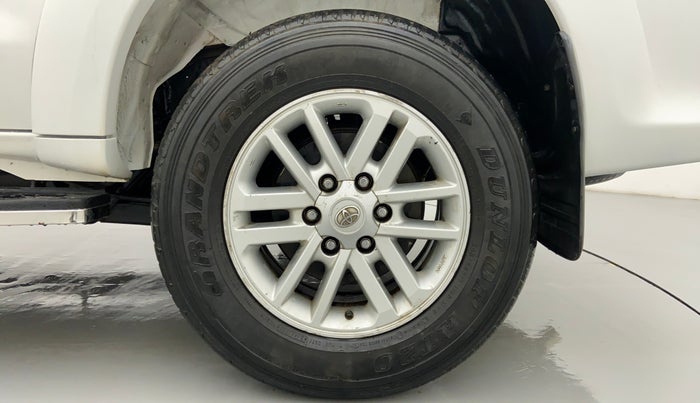 2014 Toyota Fortuner SPORTIVO 4X2 MT, Diesel, Manual, Left Rear Wheel