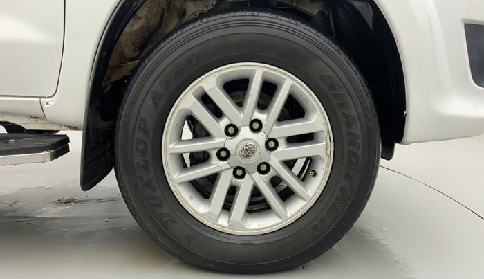 2014 Toyota Fortuner SPORTIVO 4X2 MT, Diesel, Manual, Right Front Wheel