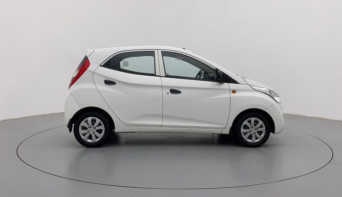 2018 Hyundai Eon MAGNA PLUS, Petrol, Manual, 9,154 km, Right Side View