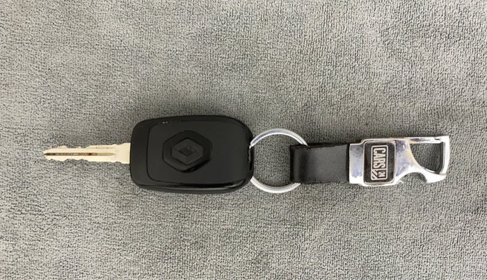 2019 Renault TRIBER 1.0 RXL PETROL, Petrol, Manual, 27,335 km, Key Close Up