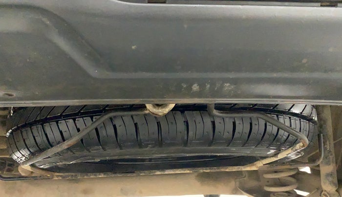 2019 Renault TRIBER 1.0 RXL PETROL, Petrol, Manual, 27,335 km, Spare Tyre