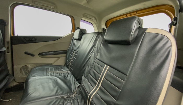 2019 Renault TRIBER 1.0 RXL PETROL, Petrol, Manual, 27,335 km, Right Side Rear Door Cabin