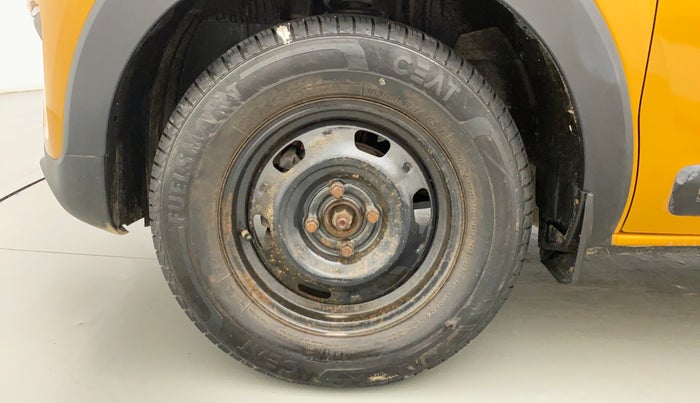 2019 Renault TRIBER 1.0 RXL PETROL, Petrol, Manual, 27,335 km, Left Front Wheel