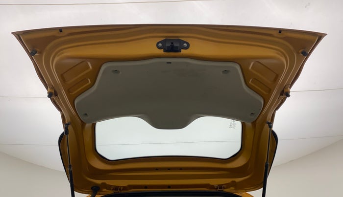 2019 Renault TRIBER 1.0 RXL PETROL, Petrol, Manual, 27,335 km, Boot Door Open