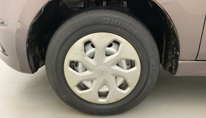 2018 Tata Tiago XE PETROL, Petrol, Manual, 40,330 km, Left Front Wheel