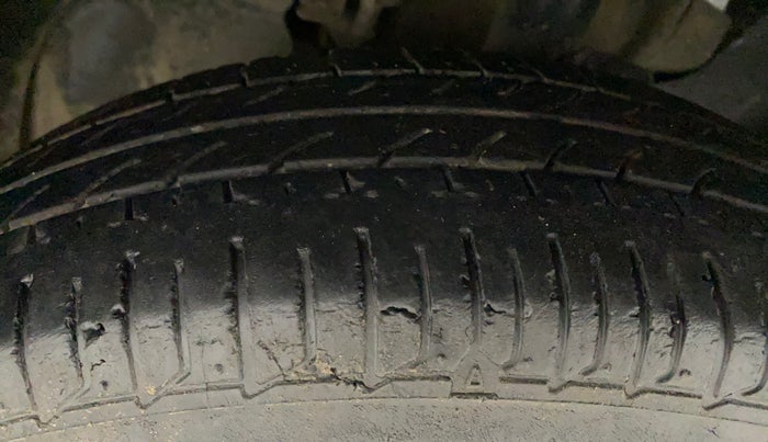 2018 Tata Tiago XE PETROL, Petrol, Manual, 40,330 km, Left Front Tyre Tread
