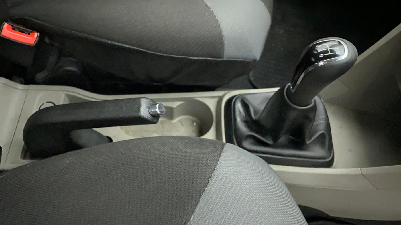 2018 Tata Tiago XE PETROL, Petrol, Manual, 40,330 km, Gear Lever
