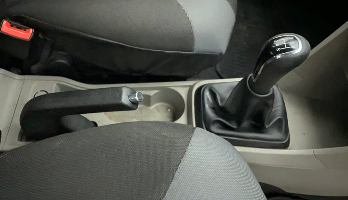 2018 Tata Tiago XE PETROL, Petrol, Manual, 40,330 km, Gear Lever