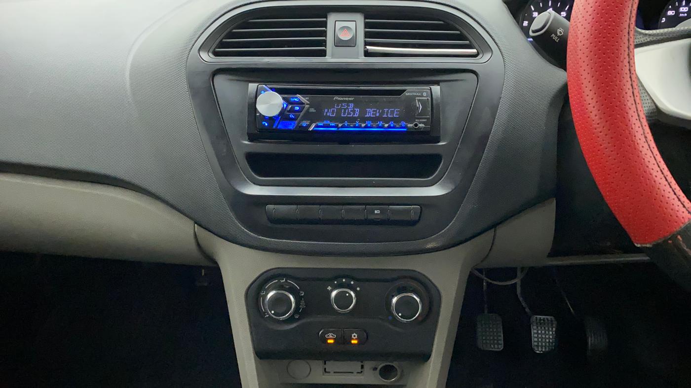 2018 Tata Tiago XE PETROL, Petrol, Manual, 40,330 km, Air Conditioner