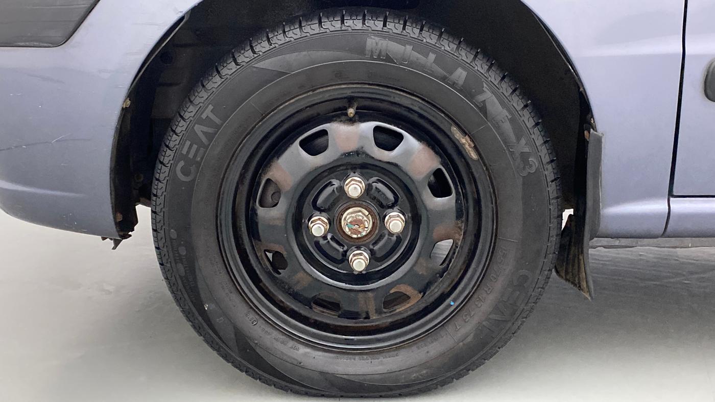 2010 Hyundai Santro Xing GLS, Petrol, Manual, 20,245 km, Left Front Wheel