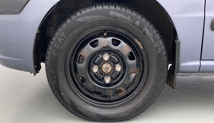 2010 Hyundai Santro Xing GLS, Petrol, Manual, 20,245 km, Left Front Wheel