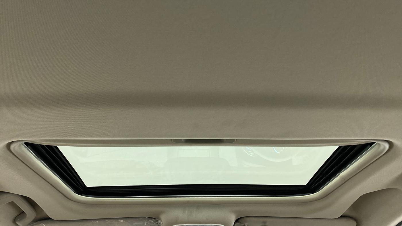 2021 Mahindra XUV500 W9, Diesel, Manual, 21,304 km, Moonroof/ Sunroof