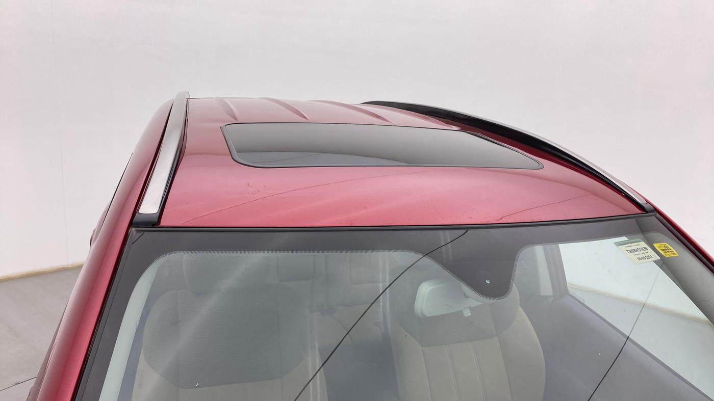 2021 Mahindra XUV500 W9, Diesel, Manual, 21,304 km, Roof