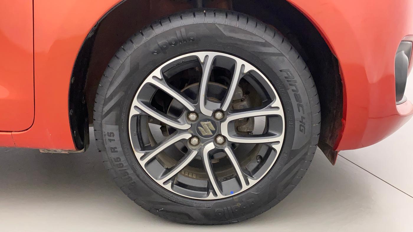 2019 Maruti Swift ZXI PLUS, Petrol, Manual, 21,093 km, Right Front Wheel