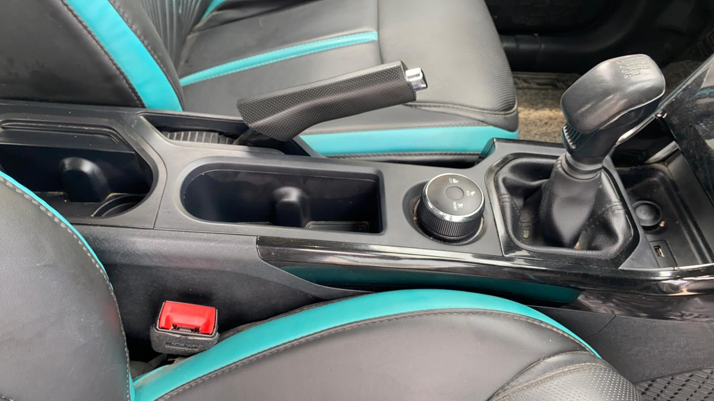 2024 Tata NEXON CREATIVE PLUS S 1.2 REVOTRON 6 MT, Petrol, Manual, 25,118 km, Gear Lever