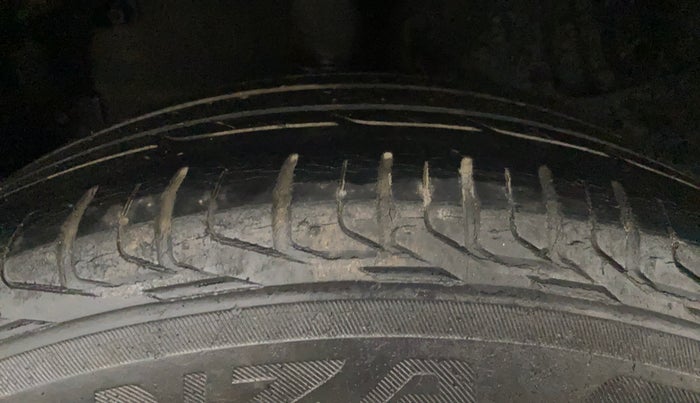 2018 Tata NEXON XZ PLUS DIESEL, Diesel, Manual, 73,096 km, Right Rear Tyre Tread