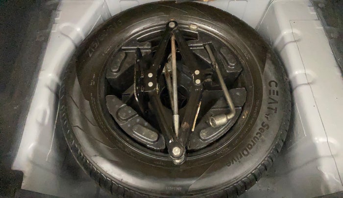 2018 Tata NEXON XZ PLUS DIESEL, Diesel, Manual, 73,096 km, Spare Tyre