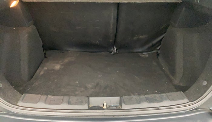 2018 Tata NEXON XZ PLUS DIESEL, Diesel, Manual, 73,096 km, Boot Inside