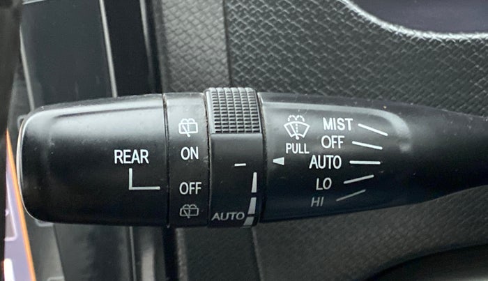 2019 Maruti Vitara Brezza ZDI + AMT, Diesel, Automatic, 55,225 km, Rain Sensing Wipers