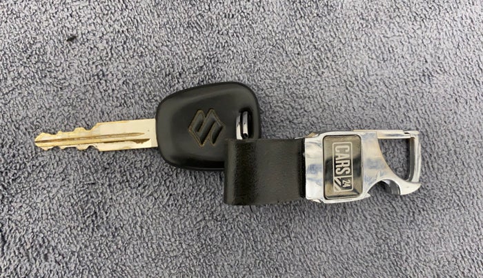 2019 Maruti Alto K10 VXI, Petrol, Manual, 34,845 km, Key Close Up