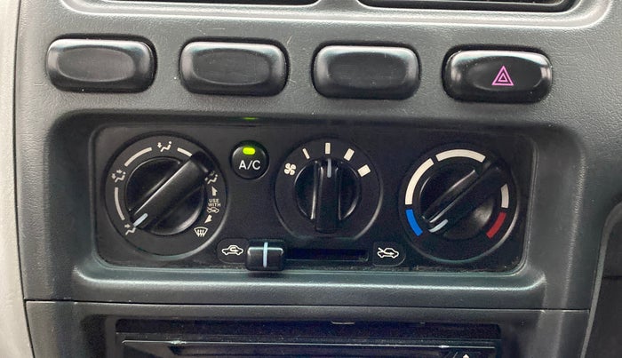 2013 Maruti Alto K10 VXI, Petrol, Manual, 64,542 km, AC Unit - Directional switch has minor damage