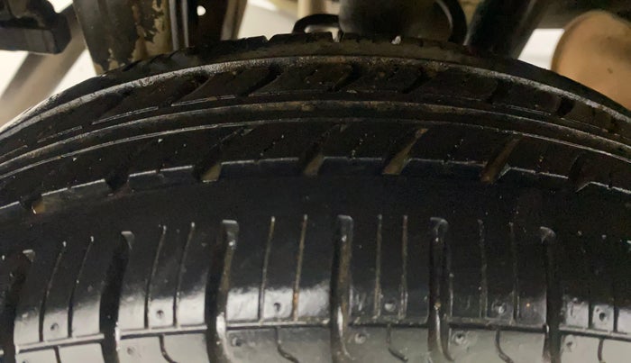 2016 Maruti Alto K10 VXI, Petrol, Manual, 63,028 km, Right Rear Tyre Tread