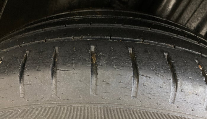 2021 Tata ALTROZ XT PETROL, Petrol, Manual, 58,478 km, Right Rear Tyre Tread