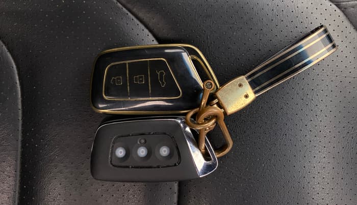 2020 MG HECTOR SHARP 1.5 DCT PETROL, Petrol, Automatic, 42,155 km, Key Close Up