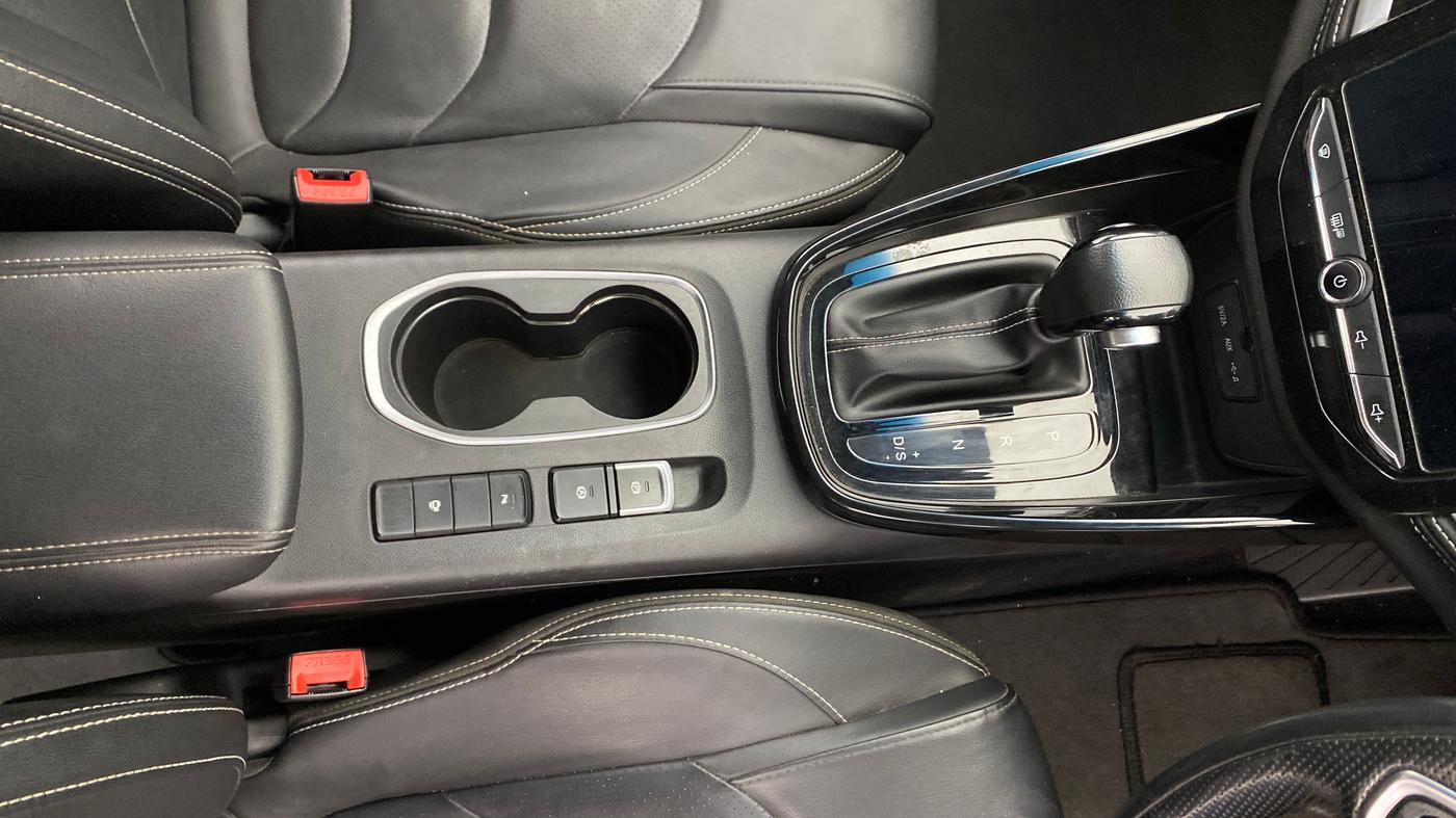 2020 MG HECTOR SHARP 1.5 DCT PETROL, Petrol, Automatic, 42,155 km, Gear Lever