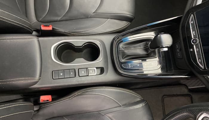 2020 MG HECTOR SHARP 1.5 DCT PETROL, Petrol, Automatic, 42,155 km, Gear Lever