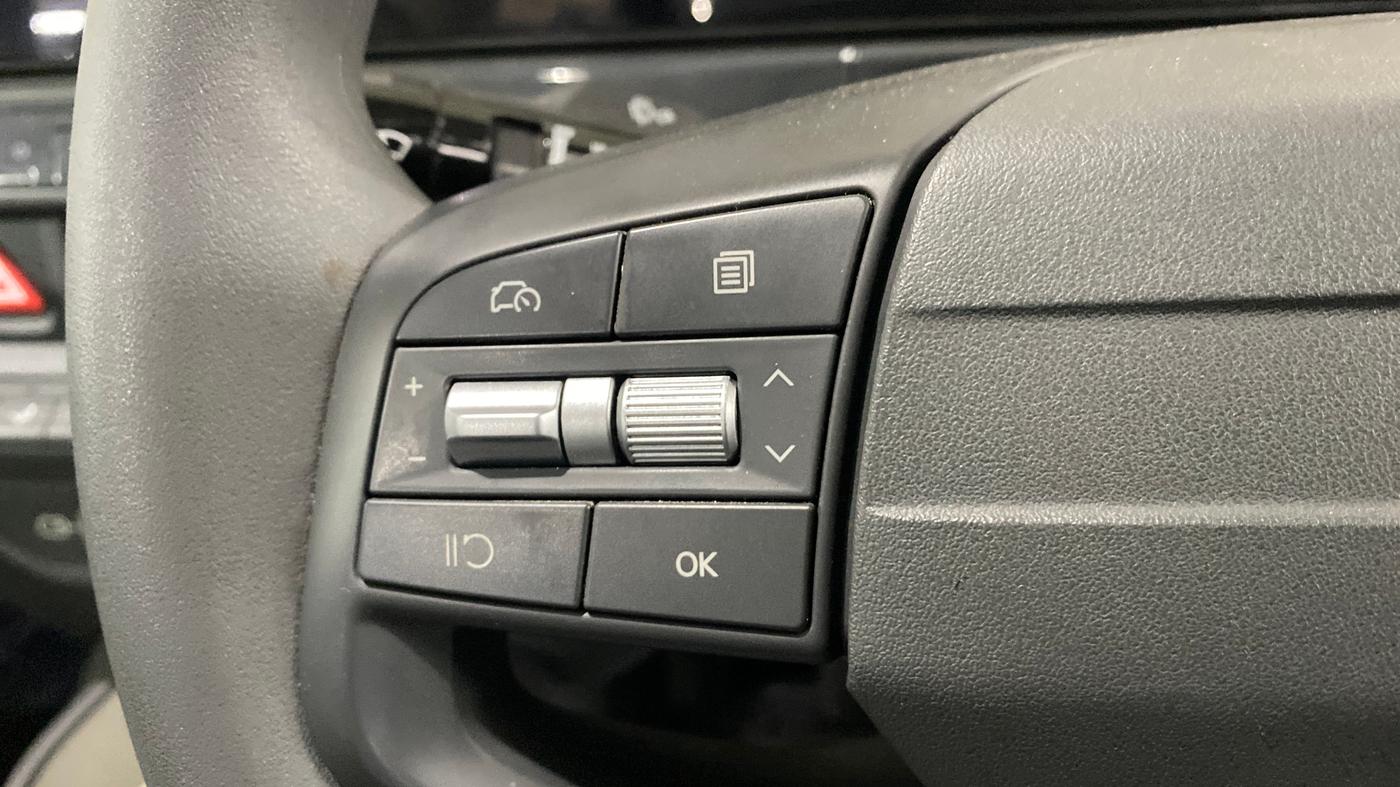 2025 KIA SYROS HTK Plus 1.0 Turbo 6MT, Petrol, Manual, 6,884 km, Adaptive Cruise Control