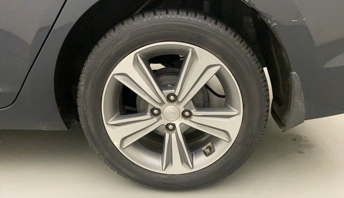 2019 Hyundai Verna 1.6 VTVT SX + AT, Petrol, Automatic, 50,480 km, Left Rear Wheel