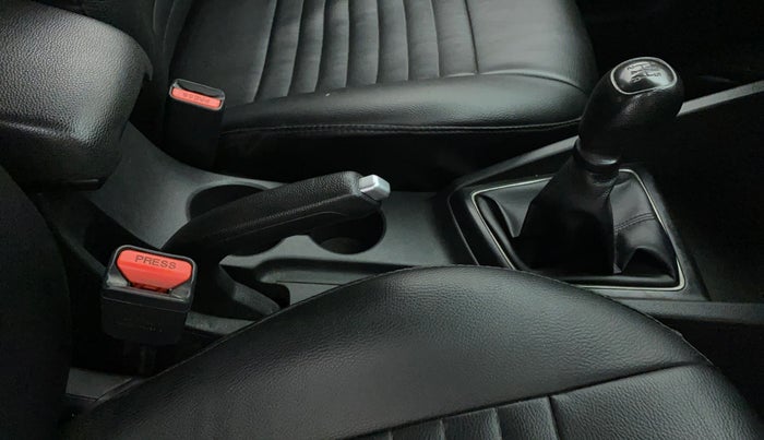 2019 Hyundai Elite i20 SPORTZ PLUS 1.2, Petrol, Manual, 83,410 km, Gear Lever