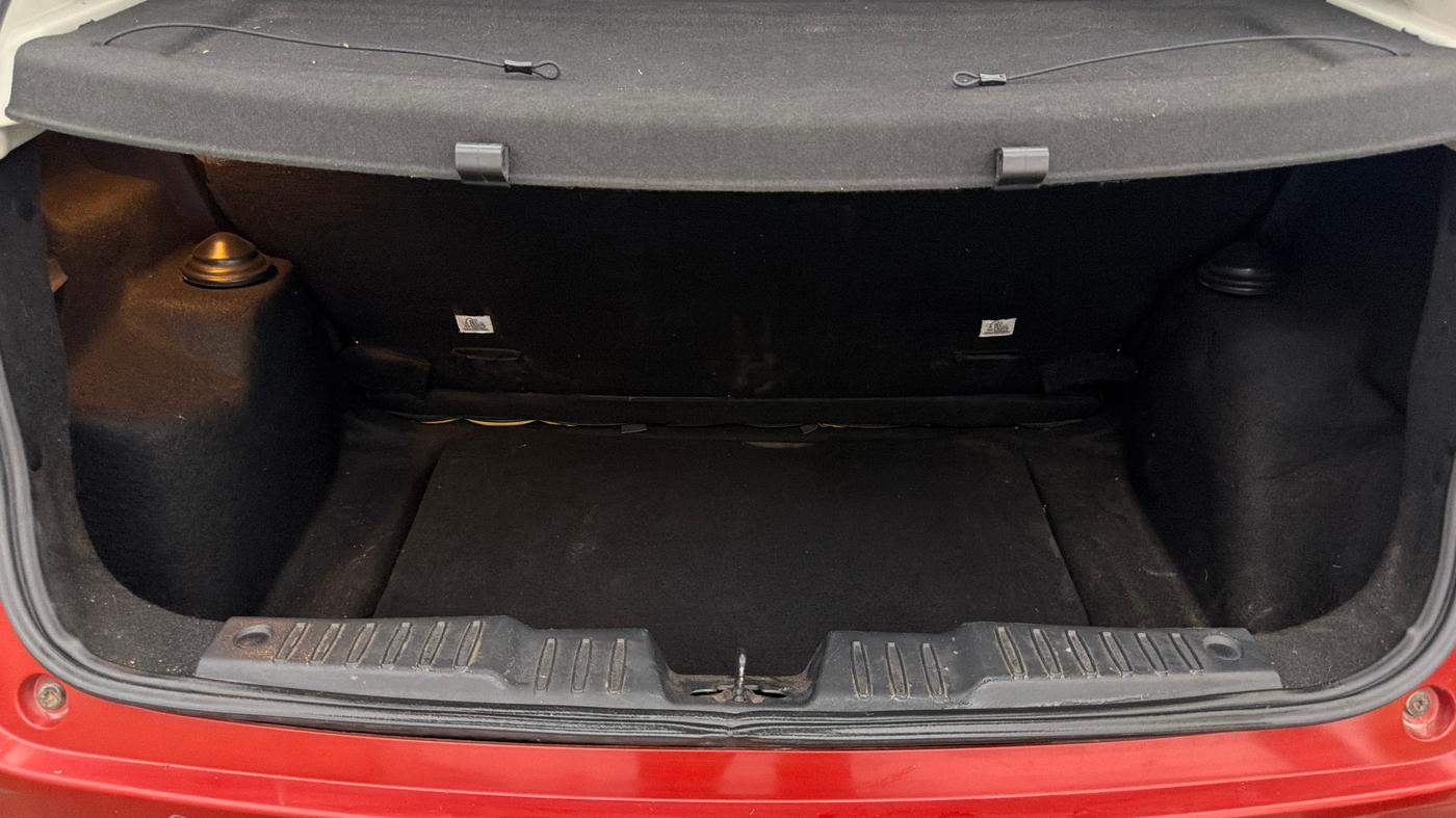 2022 Tata ALTROZ XZA PLUS, Petrol, Automatic, 49,745 km, Boot Inside
