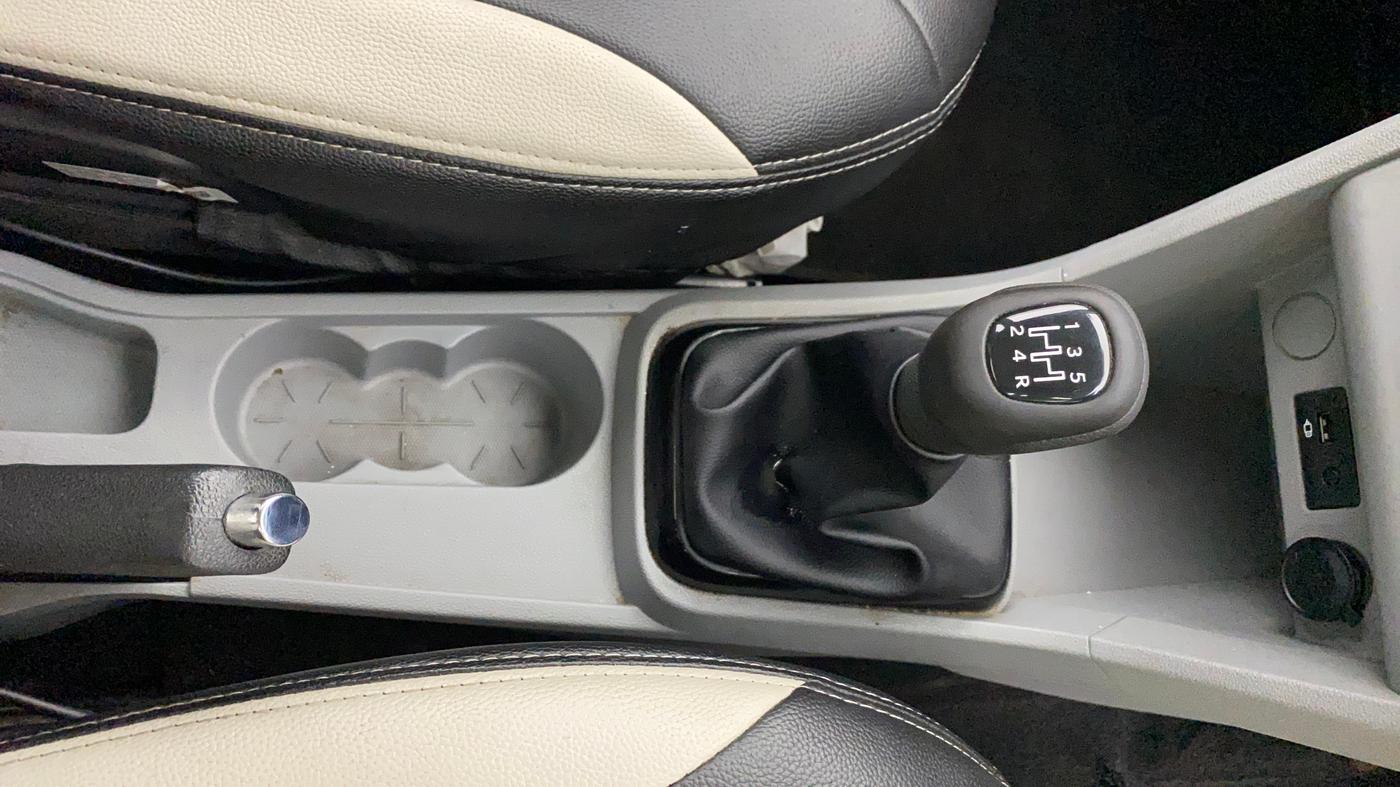 2023 Tata Tiago XT PETROL, Petrol, Manual, 35,121 km, Gear Lever