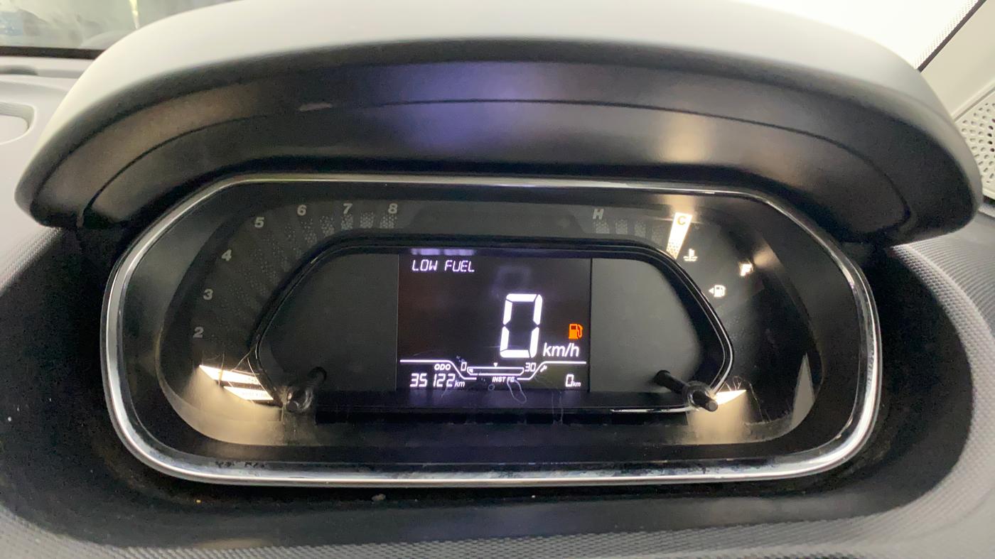 2023 Tata Tiago XT PETROL, Petrol, Manual, 35,121 km, Odometer Image